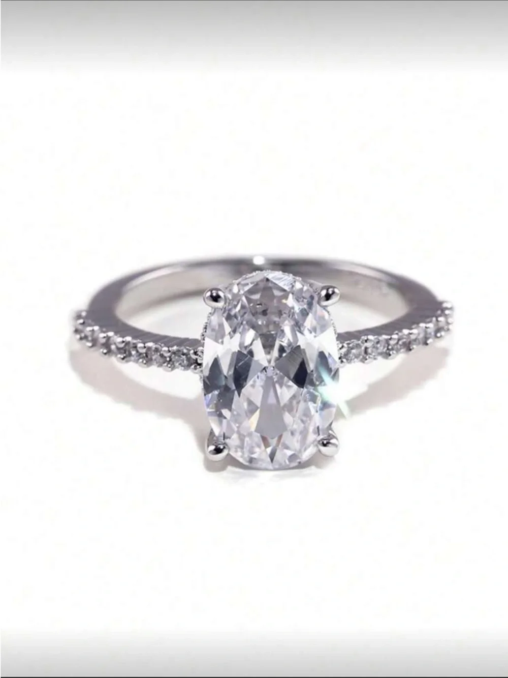 Silver ring - Picture 2 of 2